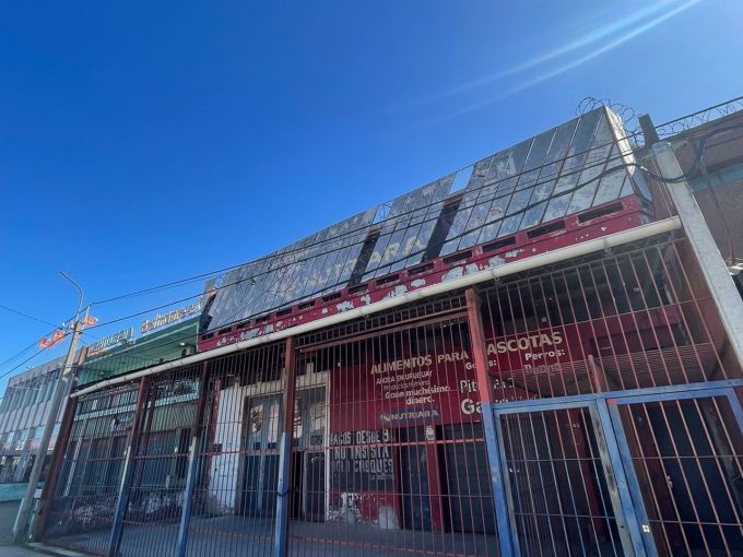 ALQUILER GRAN LOCAL ZONA MERCADO MODELO